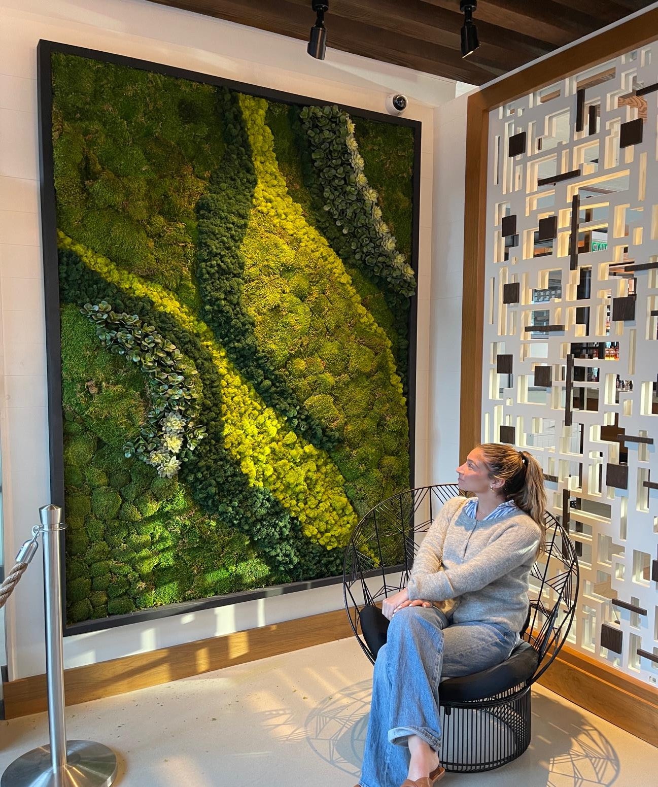 VIBRANT FAUX MOSS WALL ART
